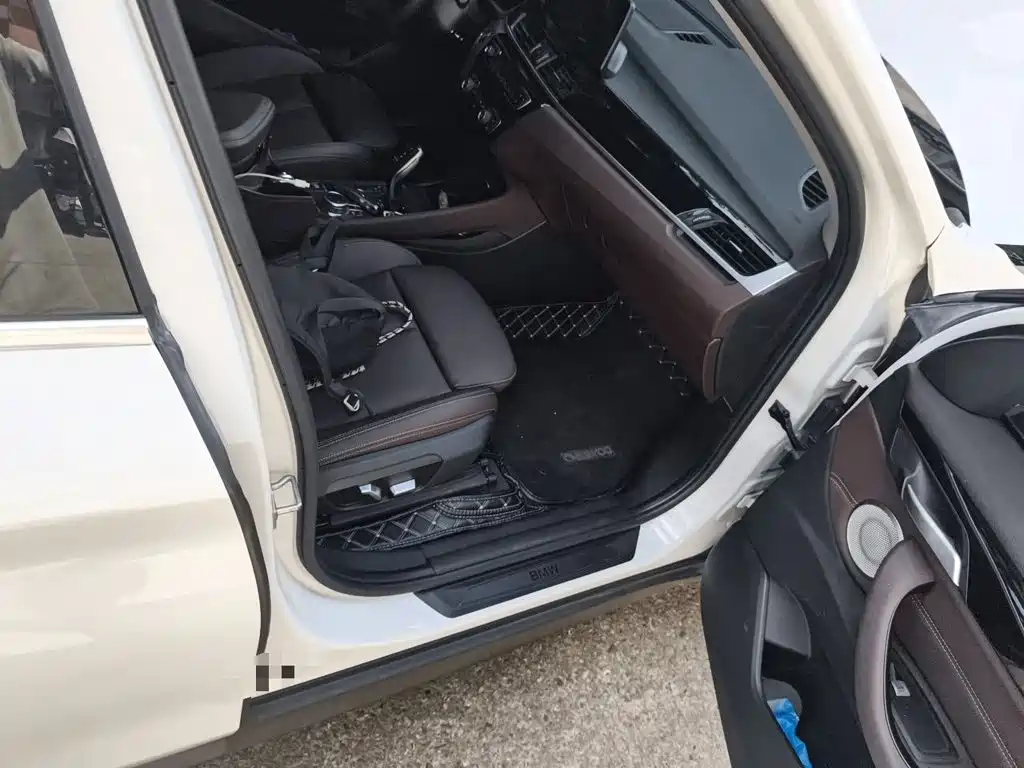 BMW X1 2022 — фото 19