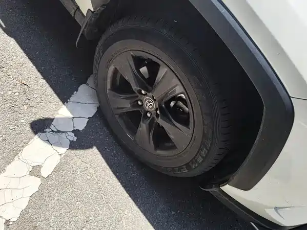 Toyota RAV4 2021