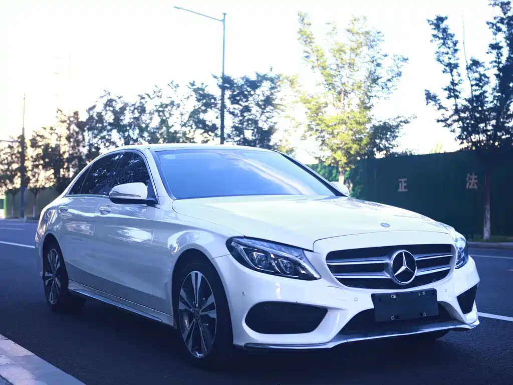 Mercedes-Benz C-Class 2018 — фото 3