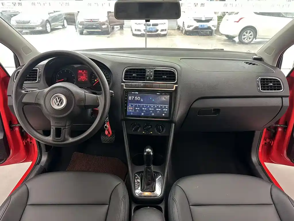 Volkswagen Polo 2013