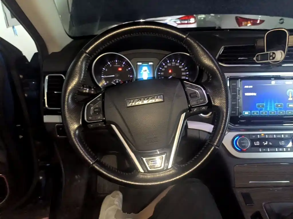 Haval H6 Coupe 2016 — фото 11