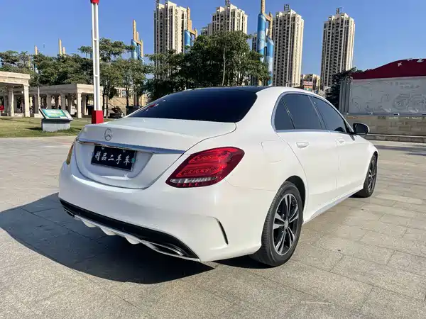 Mercedes-Benz C-Class 2018