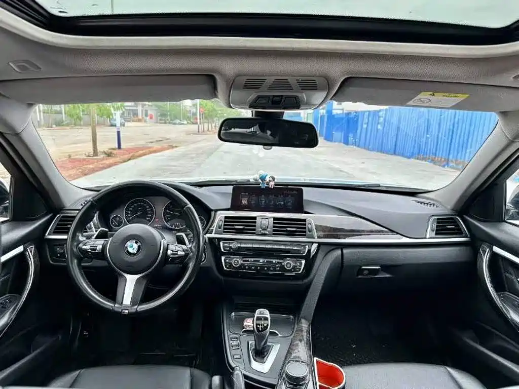 BMW 3 Series 2017