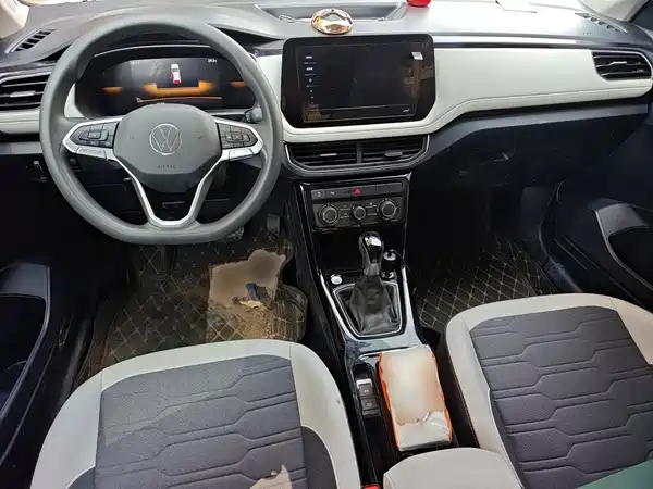 Volkswagen Tharu 2025