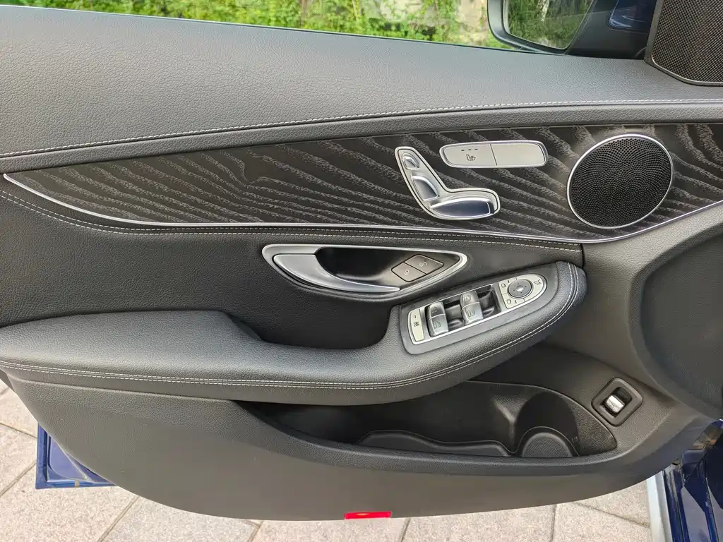 Mercedes-Benz C-Class 2018 — фото 16
