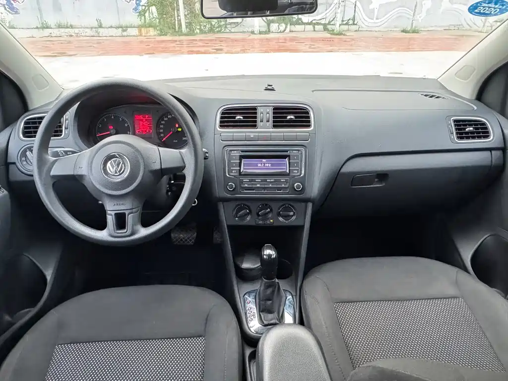 Volkswagen Polo 2014