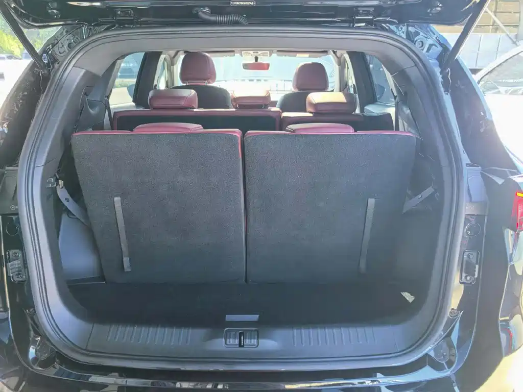 Jetour X70 PLUS 2025