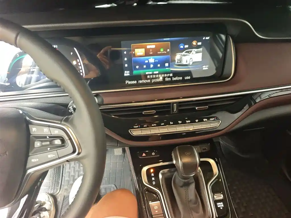 GAC Motor Trumpchi M6 2025 — фото 10