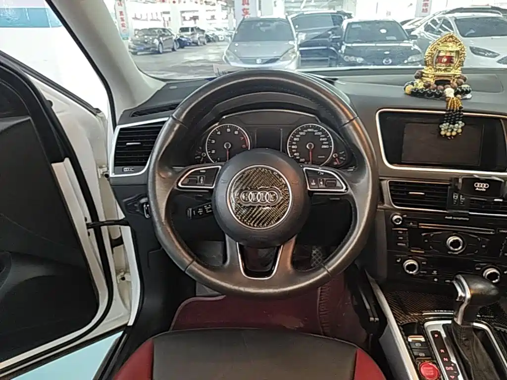 Audi Q5 2018 — фото 11