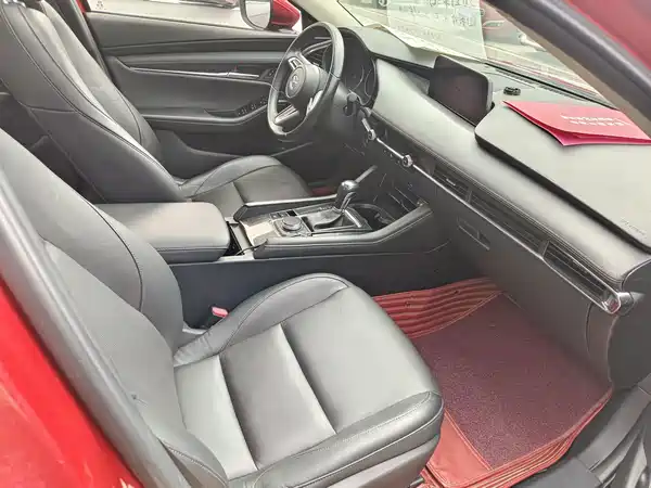 Mazda 3 Axela 2021
