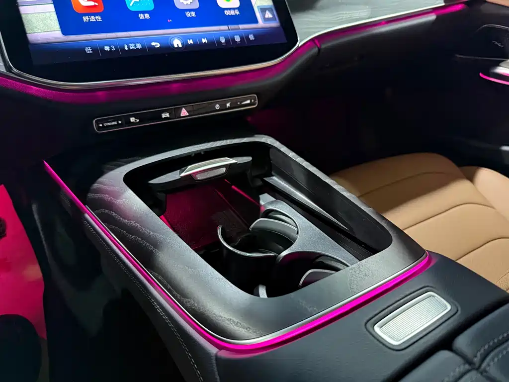 Mercedes-Benz E-Class 2024 — фото 15