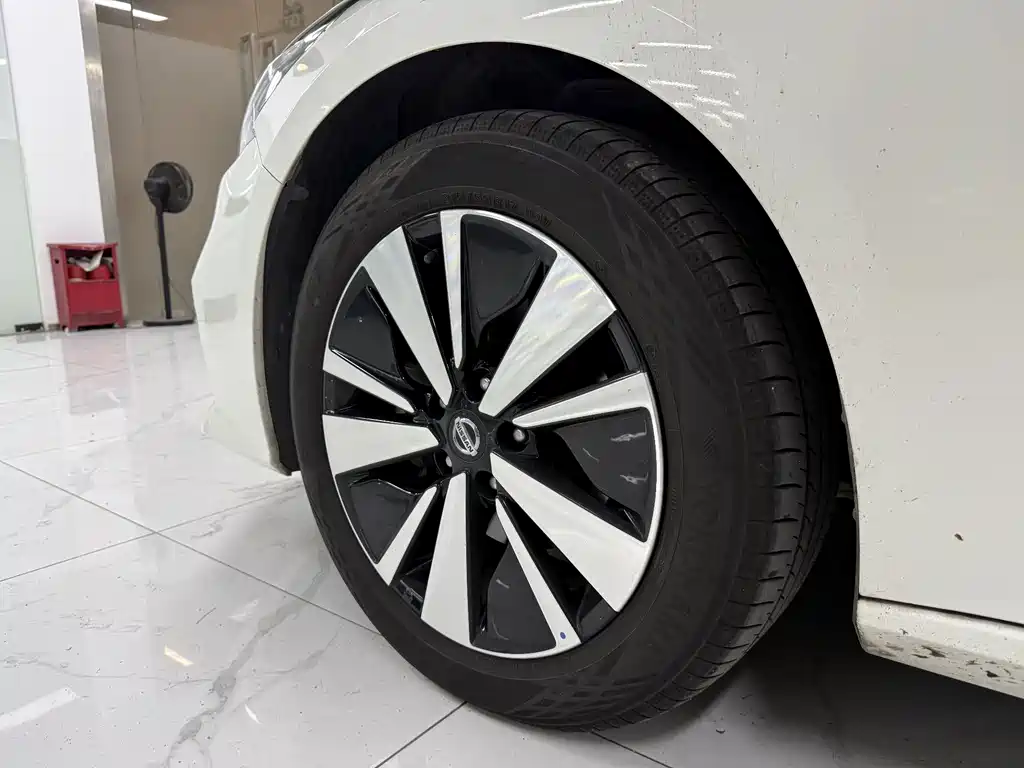 Nissan Teana 2022
