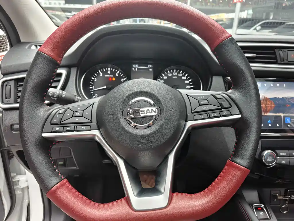 Nissan Qashqai 2023 — фото 11