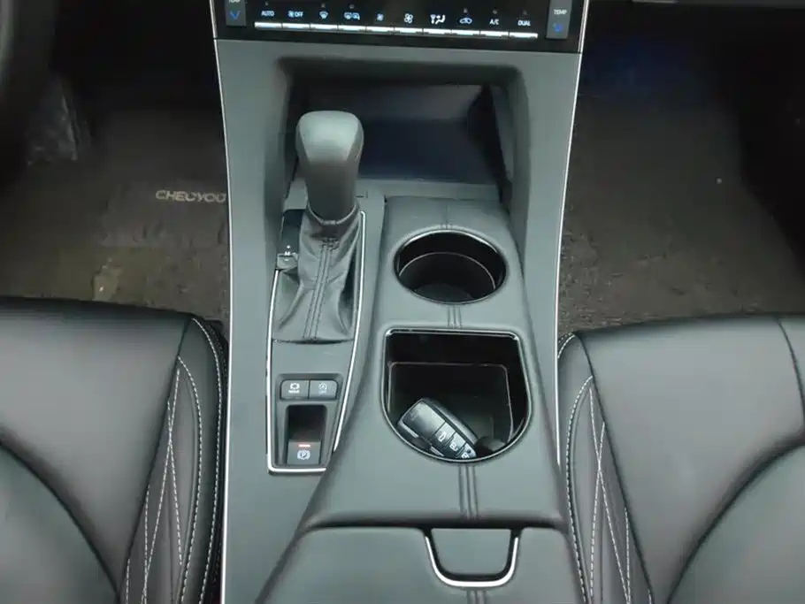 Toyota Avalon 2021 — фото 16