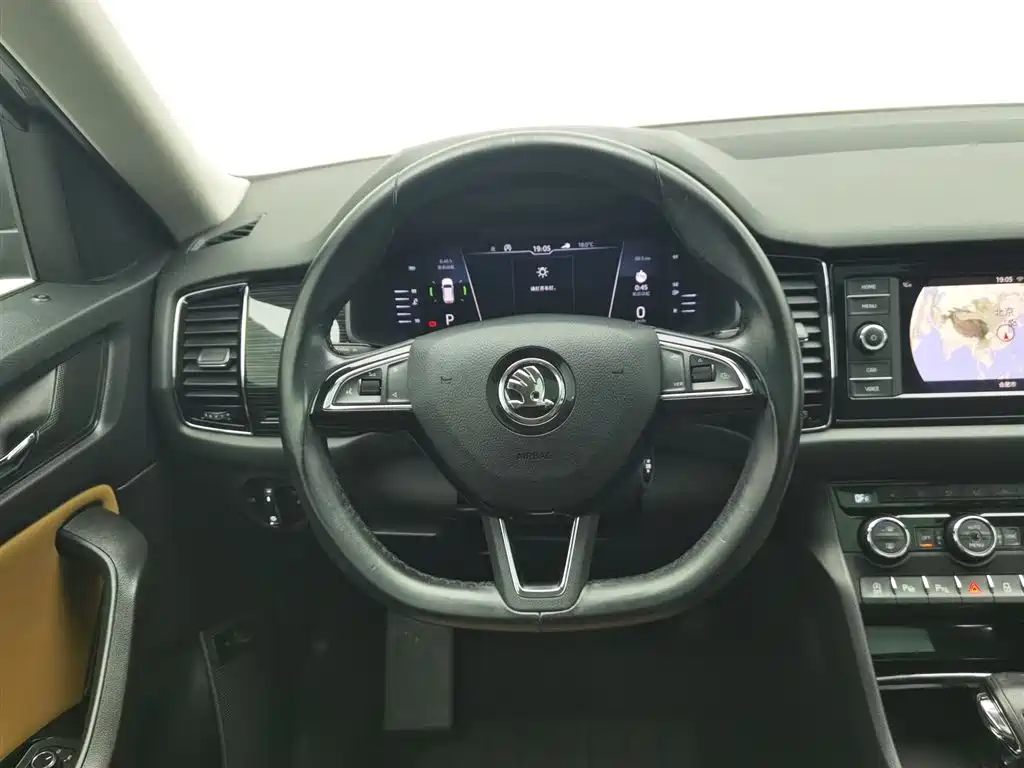 Skoda Kodiaq GT 2019 — фото 11