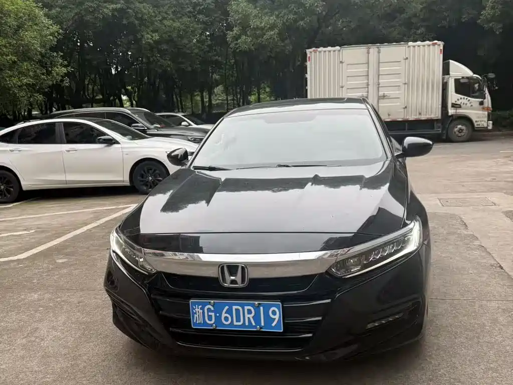 Honda Accord 2018 — фото 5