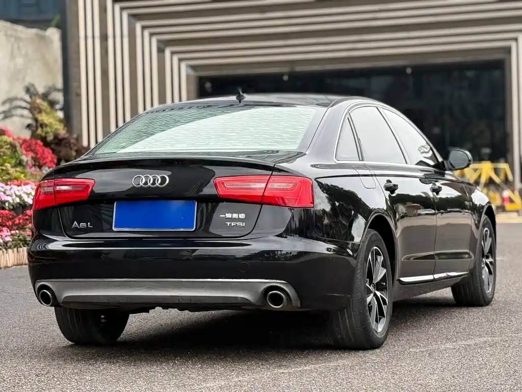 Audi A6L 2015 — фото 15