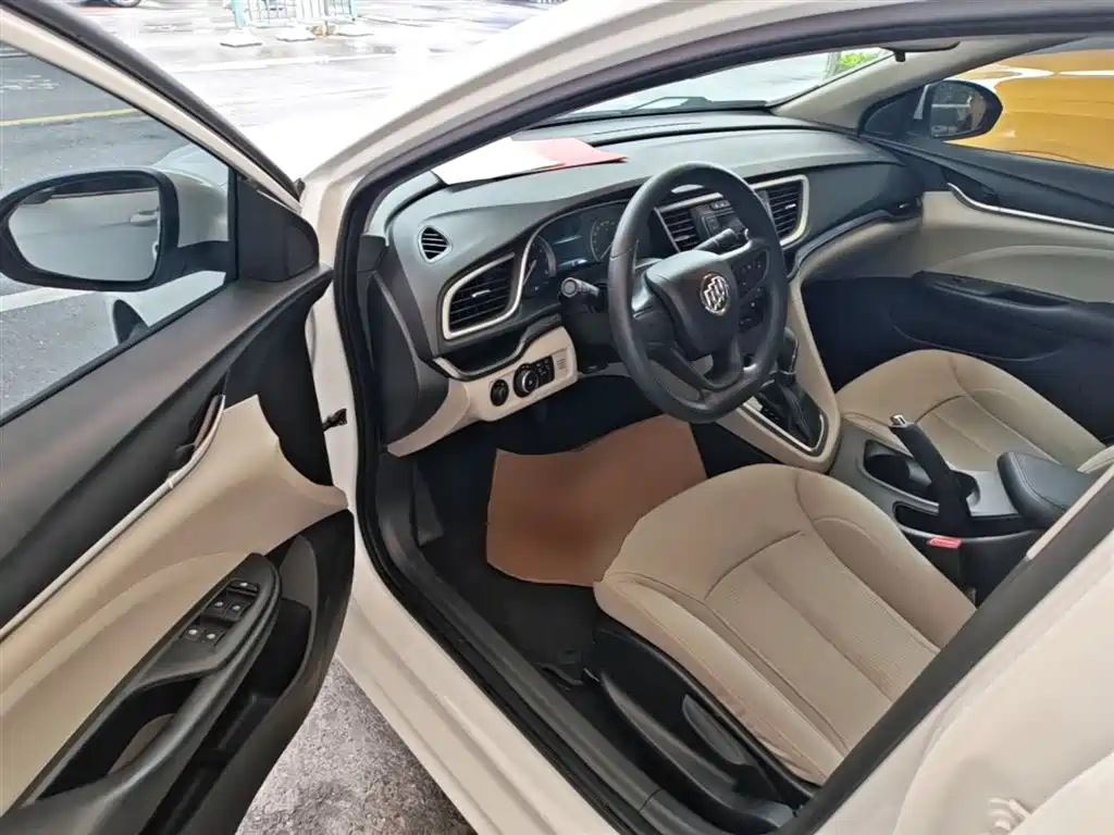 Buick Excelle 2015 — фото 16