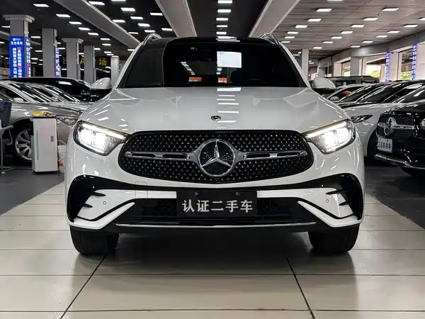 Mercedes-Benz GLC 2023