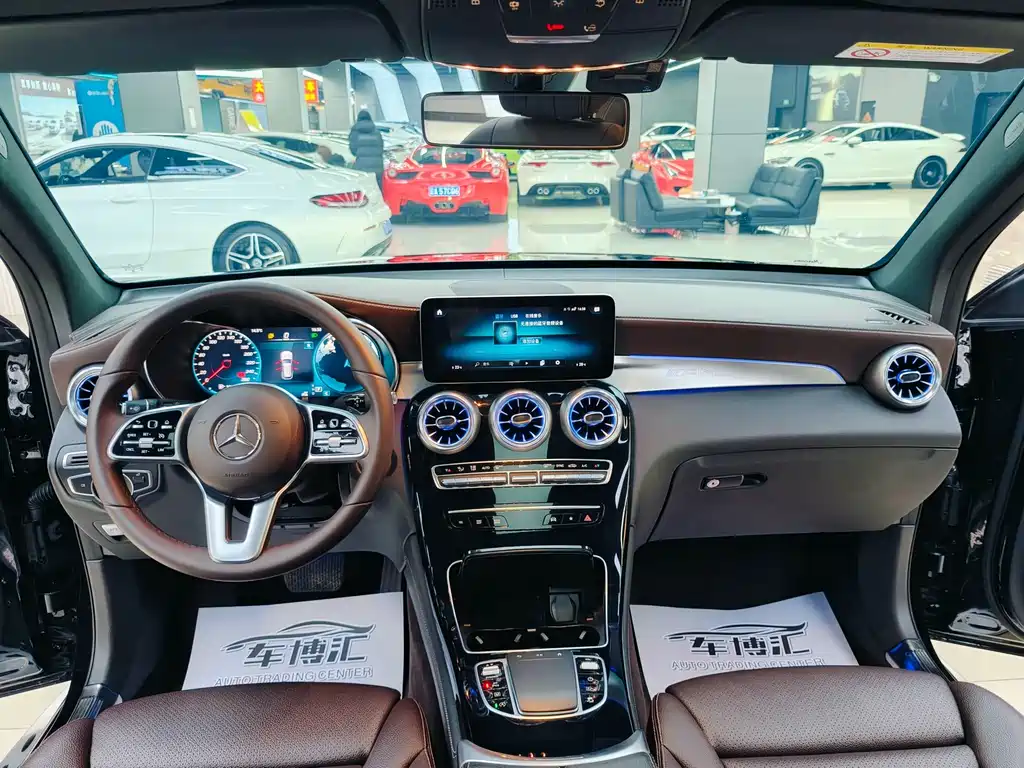 Mercedes-Benz GLC 2021 — фото 13