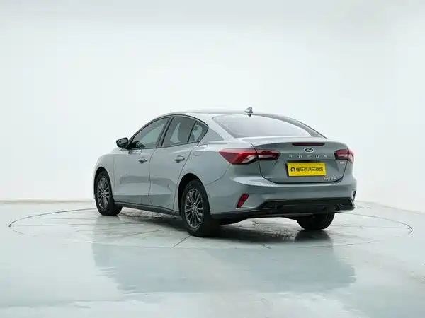 Ford Focus 2023