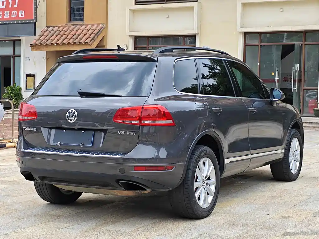 Volkswagen Touareg 2012