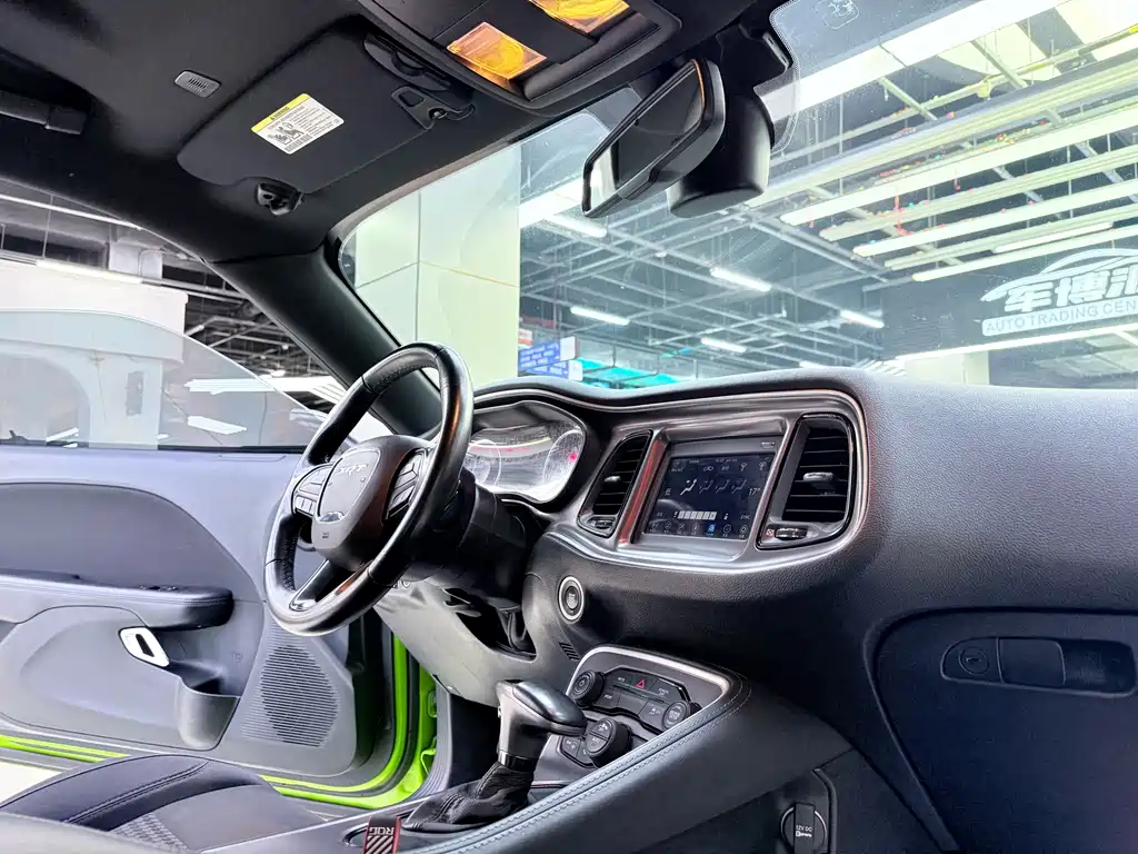 Dodge  2020 — фото 13