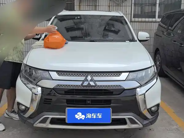 Mitsubishi Outlander 2019