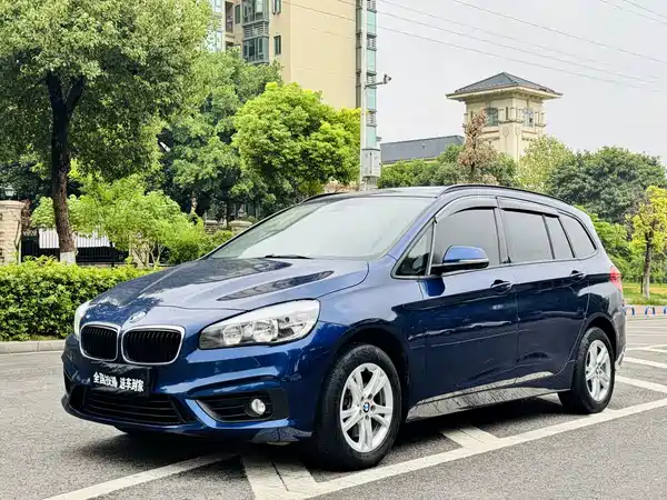 BMW 2 Series Wagon 2018