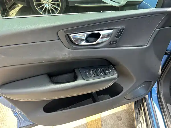 Volvo XC60 2019