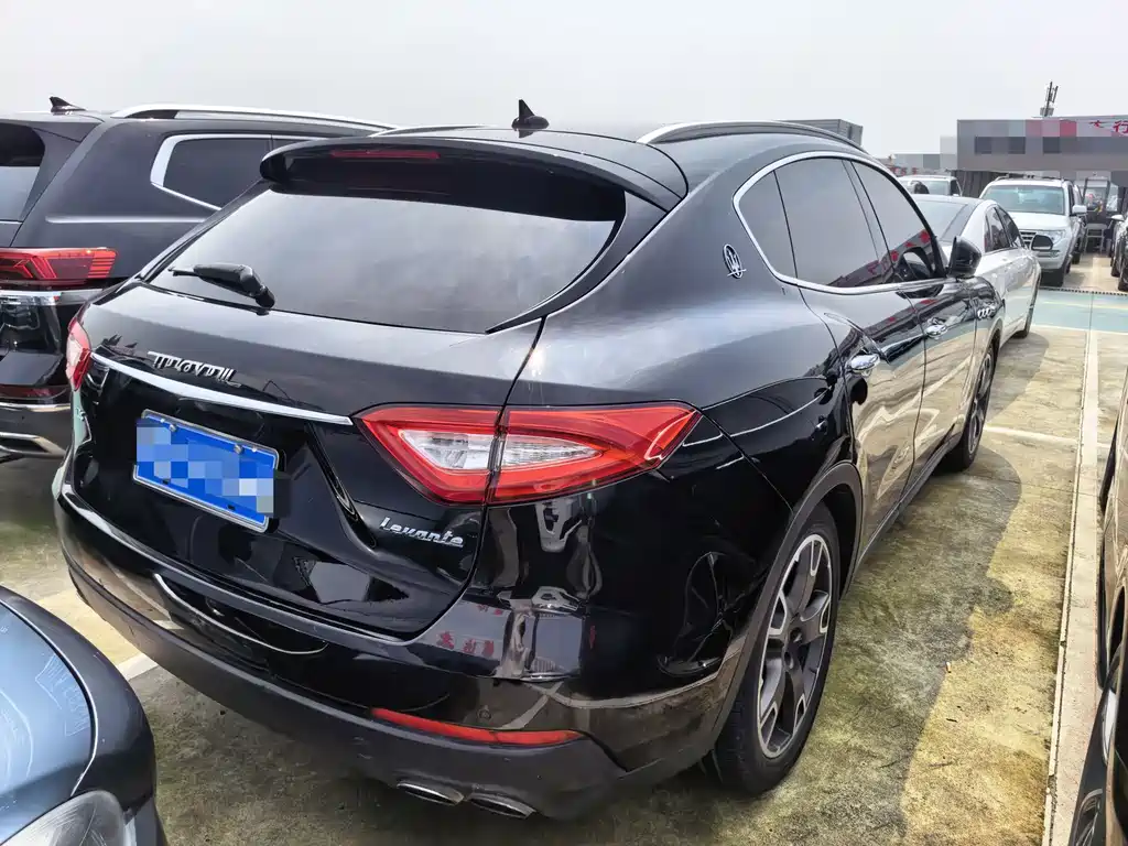 Maserati Levante 2017 — фото 7