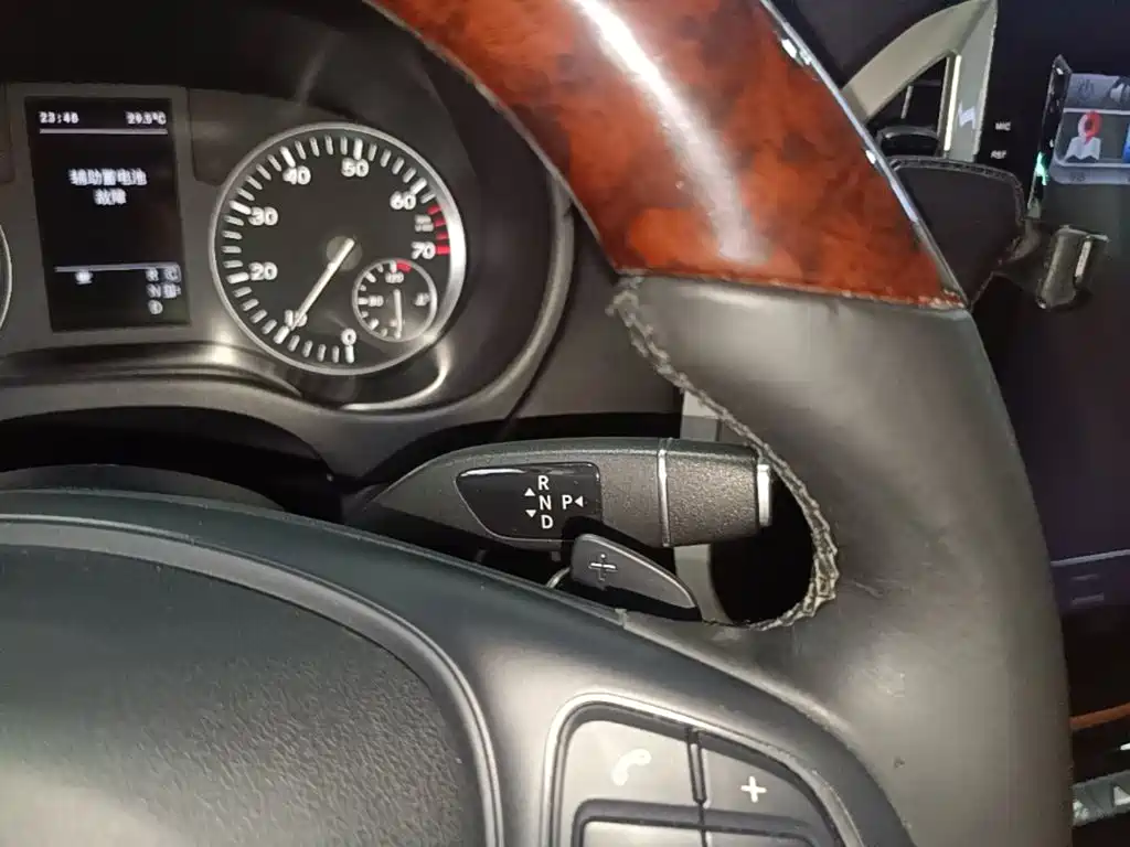Mercedes-Benz Vito 2018 — фото 14