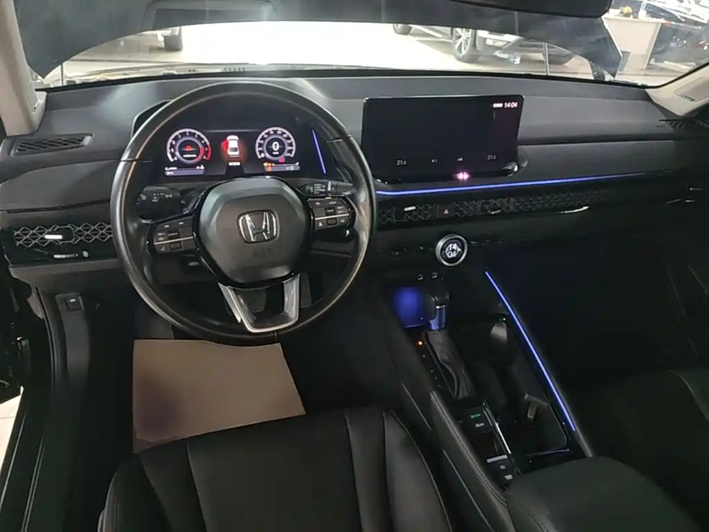 Honda Accord 2024 — фото 10