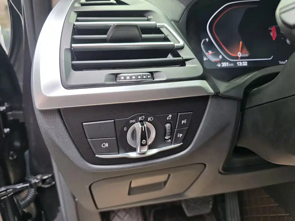 BMW X3 2022 — фото 13