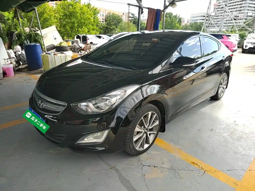 Hyundai Elantra 2015