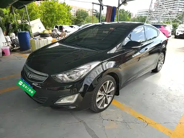 Hyundai Elantra Langdong 2015