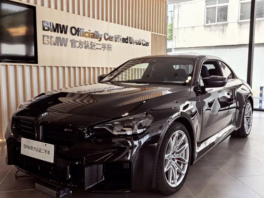 BMW M2 2025 — фото 1