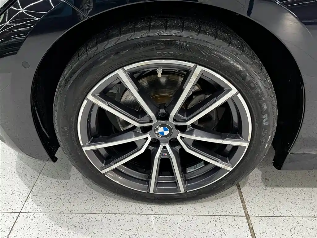 BMW 3 Series 2021 — фото 12
