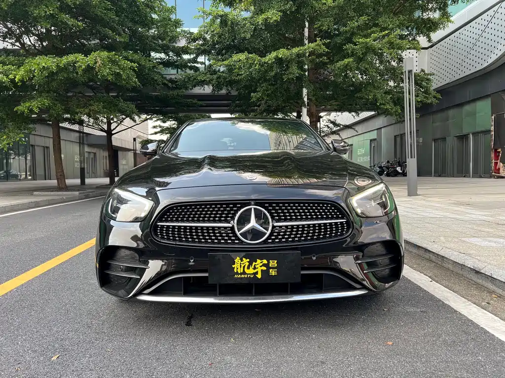 Mercedes-Benz E-Class 2023