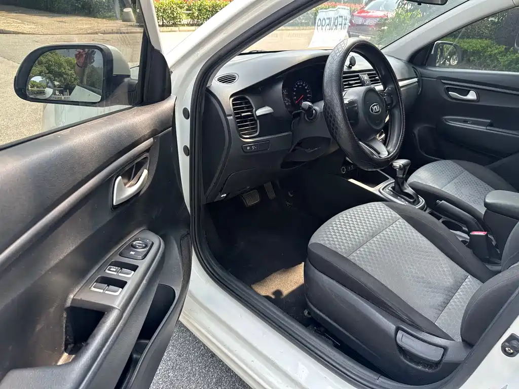Kia K2 2017