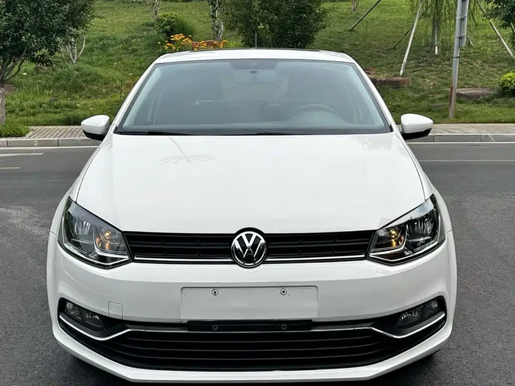 Volkswagen Polo 2016 — фото 24