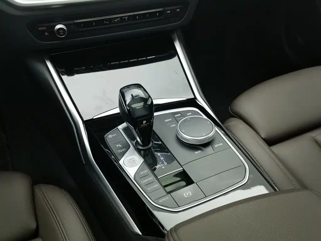 BMW 3 Series 2020 — фото 13