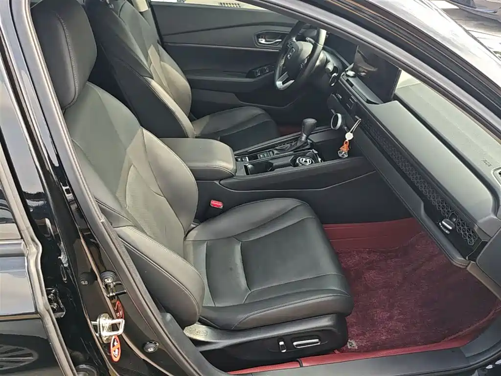 Honda Accord 2023 — фото 25