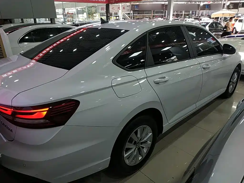 Volkswagen Lavida 2023