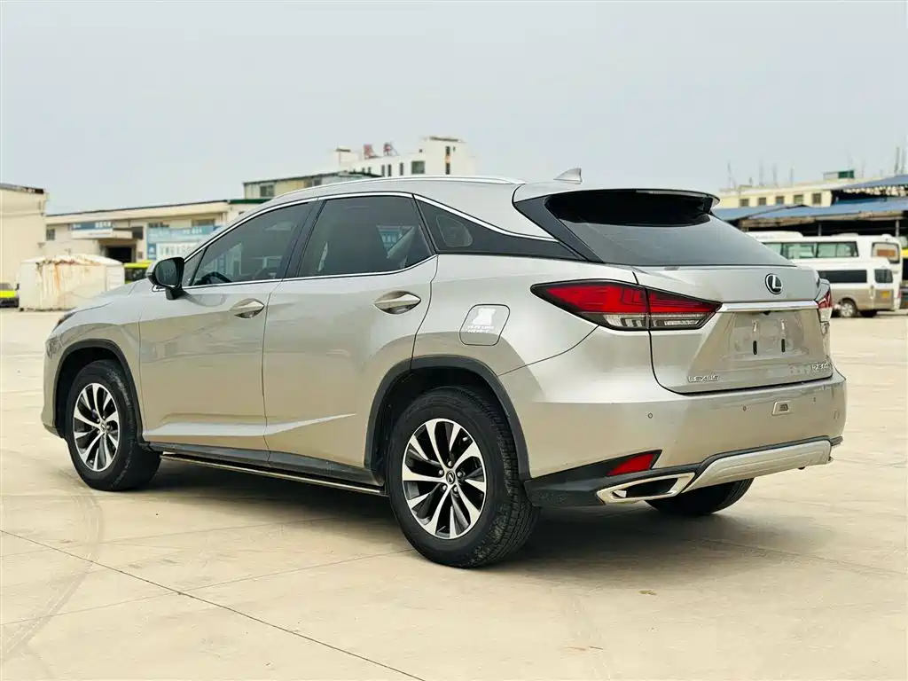 Lexus RX 2022 — фото 6