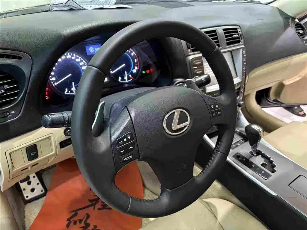 Lexus IS 2007 — фото 10