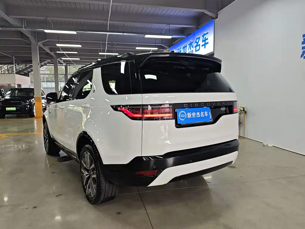 Land Rover Discovery 2024 — фото 14