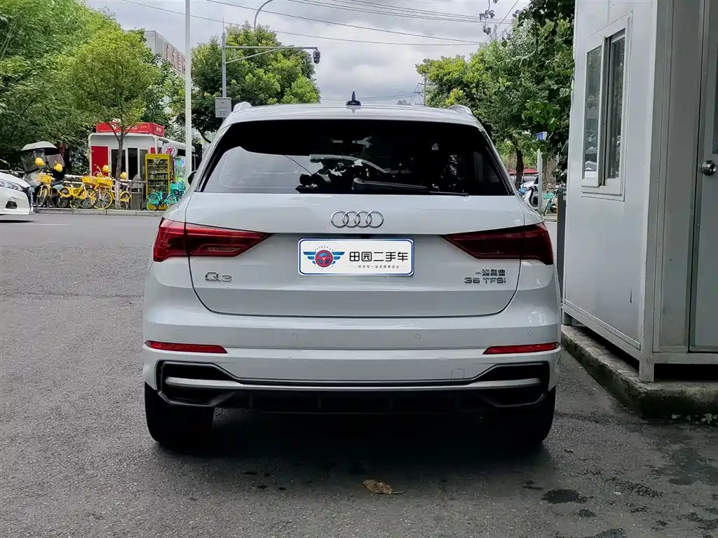 Audi Q3 2021