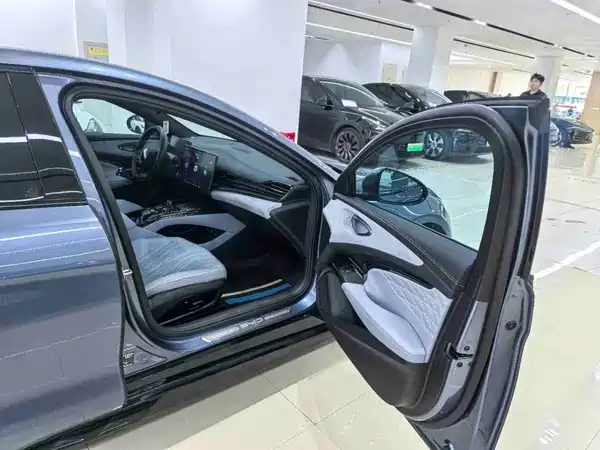 BYD Seal 2024