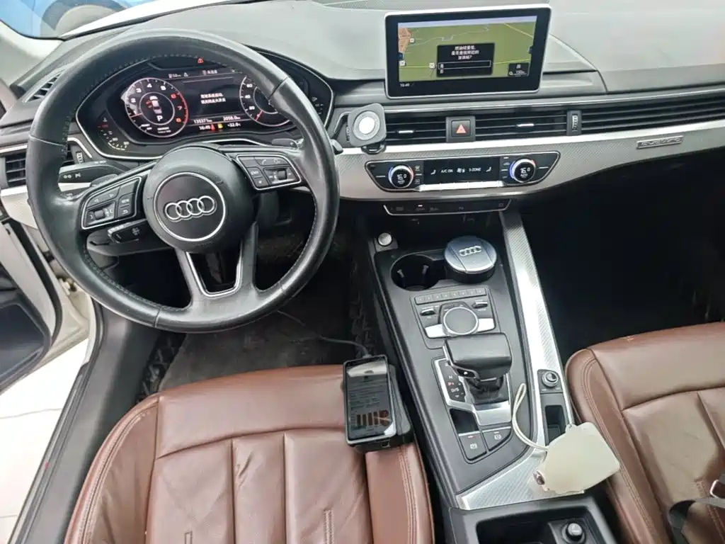 Audi A4L 2018 — фото 10